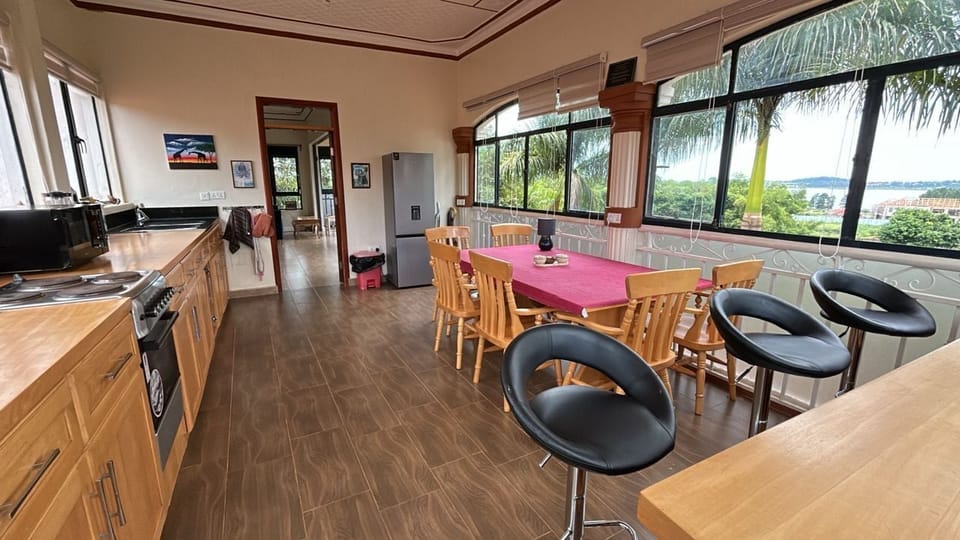 Standard Duplex, 1 Double Bed, Non Smoking, Lake View | Private kitchen
