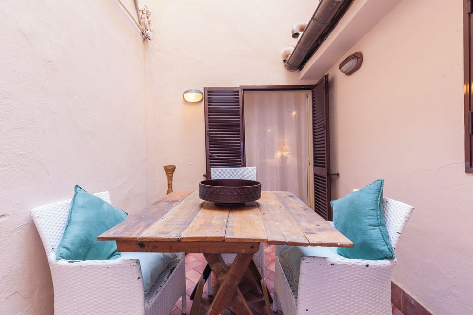 Luxury Apartment | Terrace/patio
