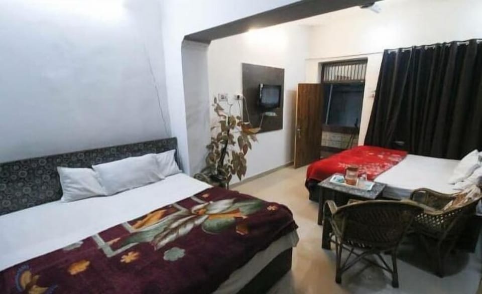Deluxe Room | Free WiFi