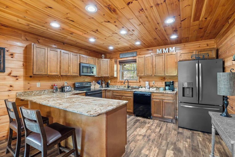 Fully equipped kitchen
