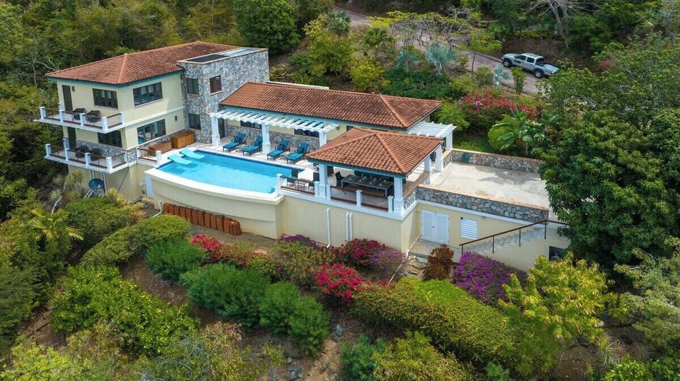 Ariel view of Abrigado