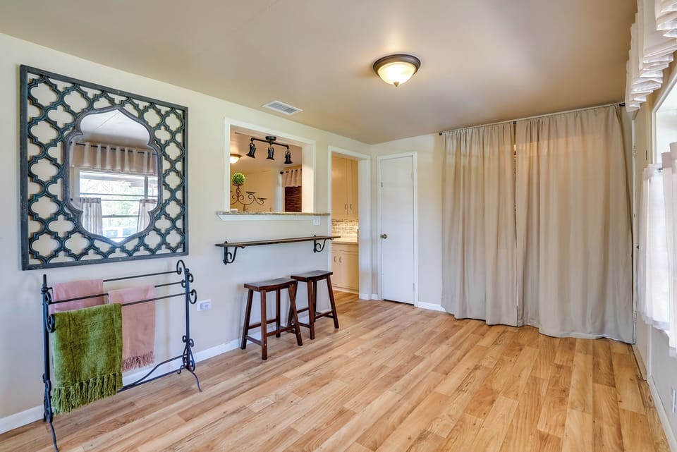 Cottage (2 Bedrooms) | Interior