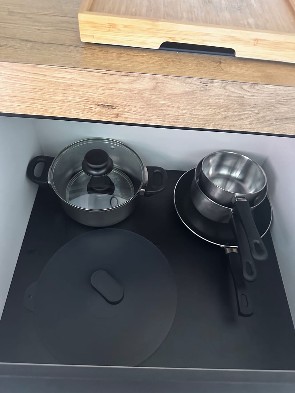 Basic cooking wear 