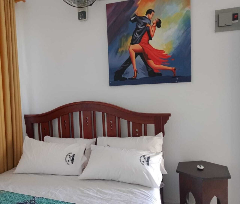 Lux Suites Royal Palm Studio Apartment Apartment in Kenya