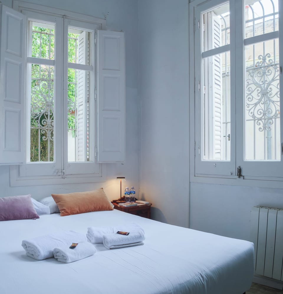 Basic Double or Twin Room, 1 Bedroom, Shared Bathroom | Iron/ironing board, free WiFi