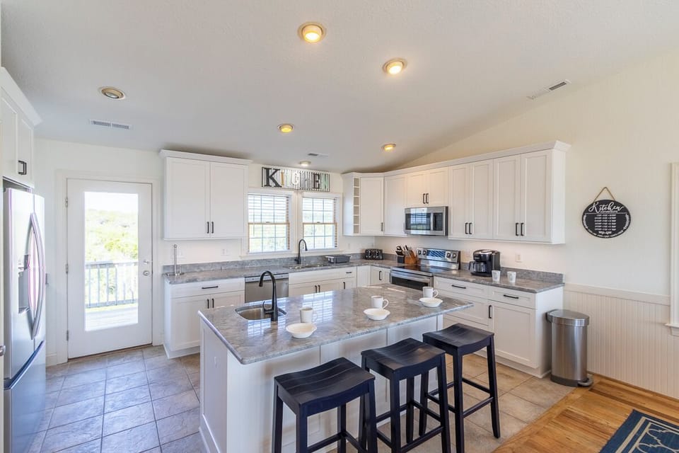 Top Level Kitchen