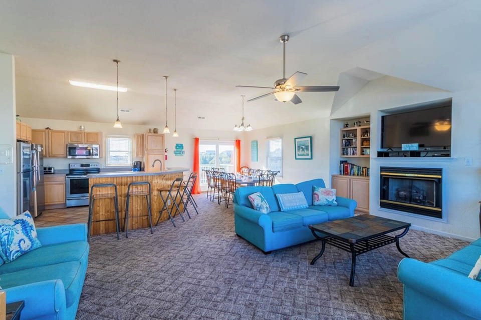 Top Level Living Area