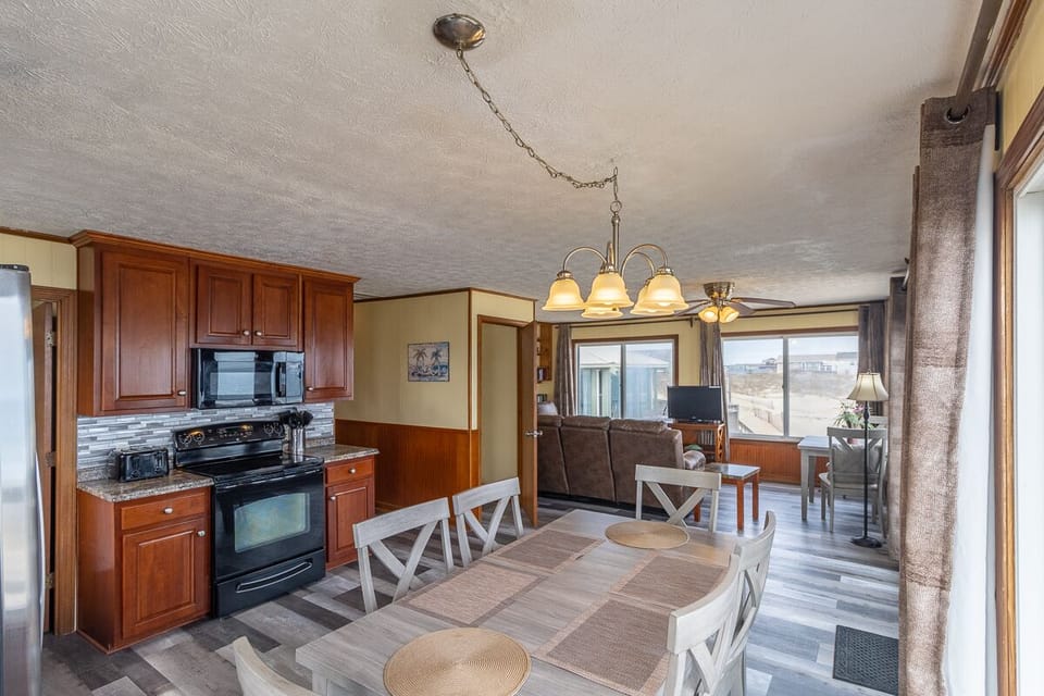 Mid Level Kitchen and Dining Area