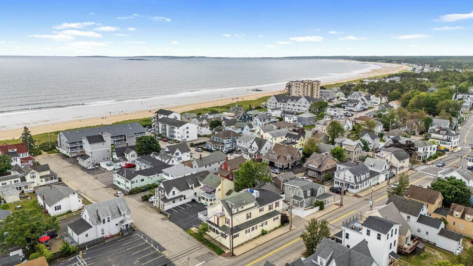 1520bay20ave20unit2032C20oob2020drone-4