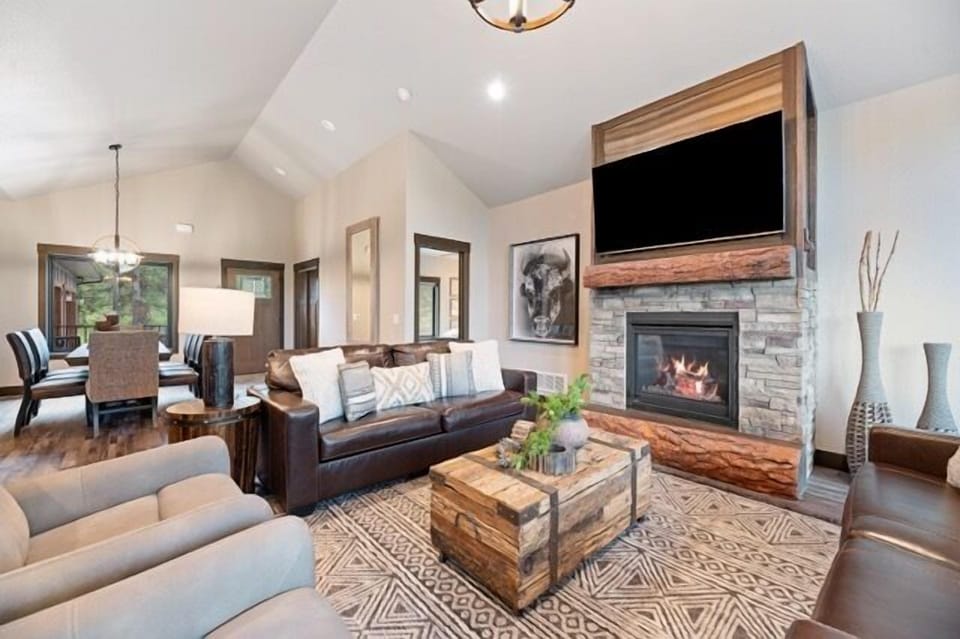 Paradise Pines-7 Medium