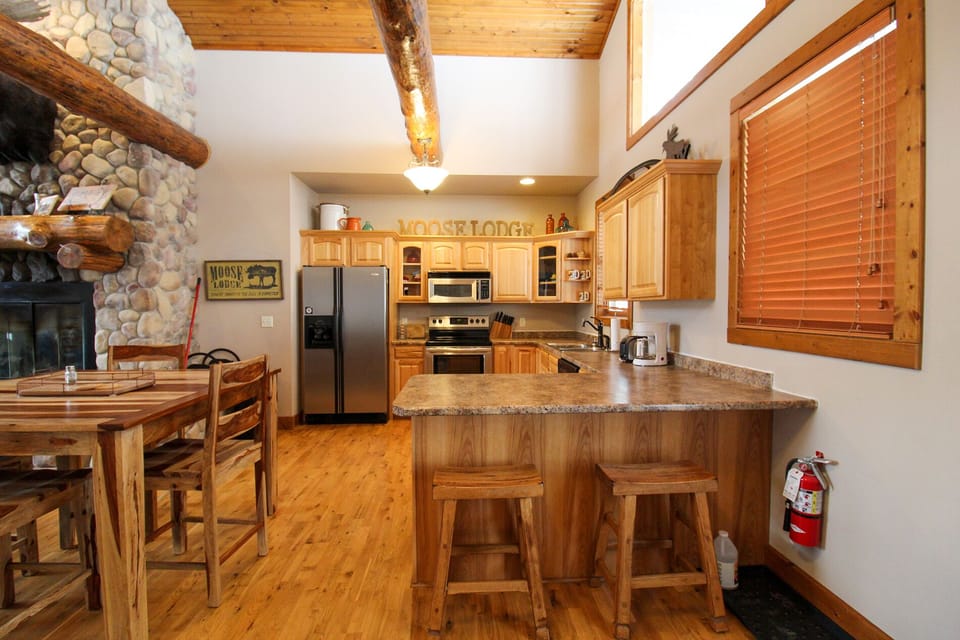 Moose Trail Lodge 3