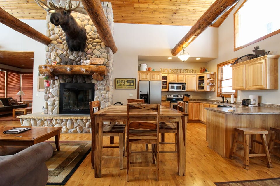 Moose Trail Lodge 6