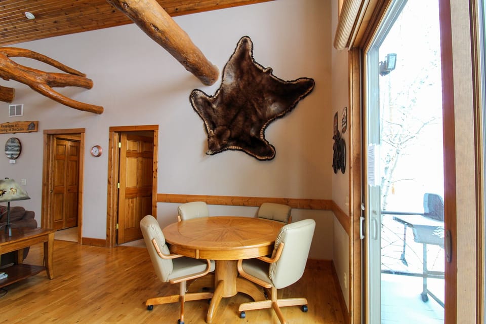 Moose Trail Lodge 9