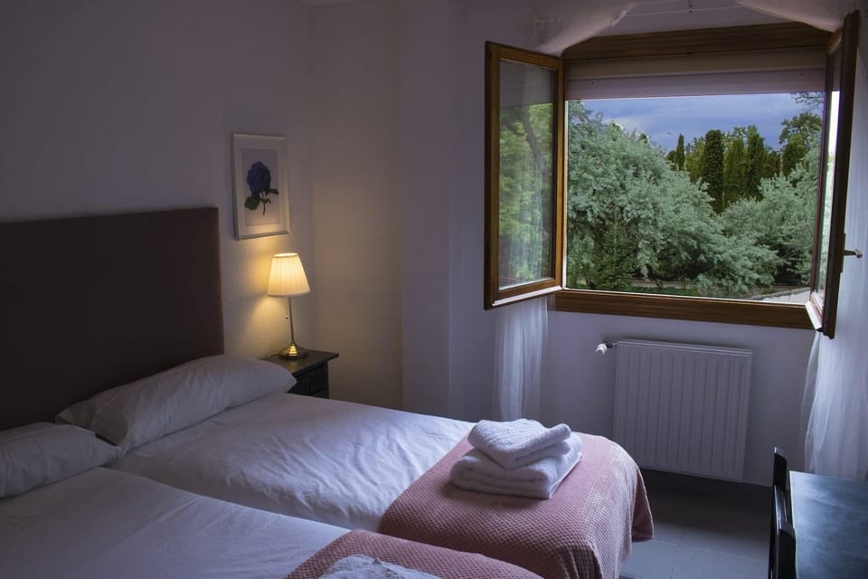 Basic Twin Room, City View | Individually decorated, desk, free WiFi, bed sheets