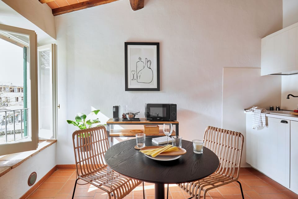Apartment, 2 Bedrooms, Kitchen, Mezzanine | Private kitchen | Highchair