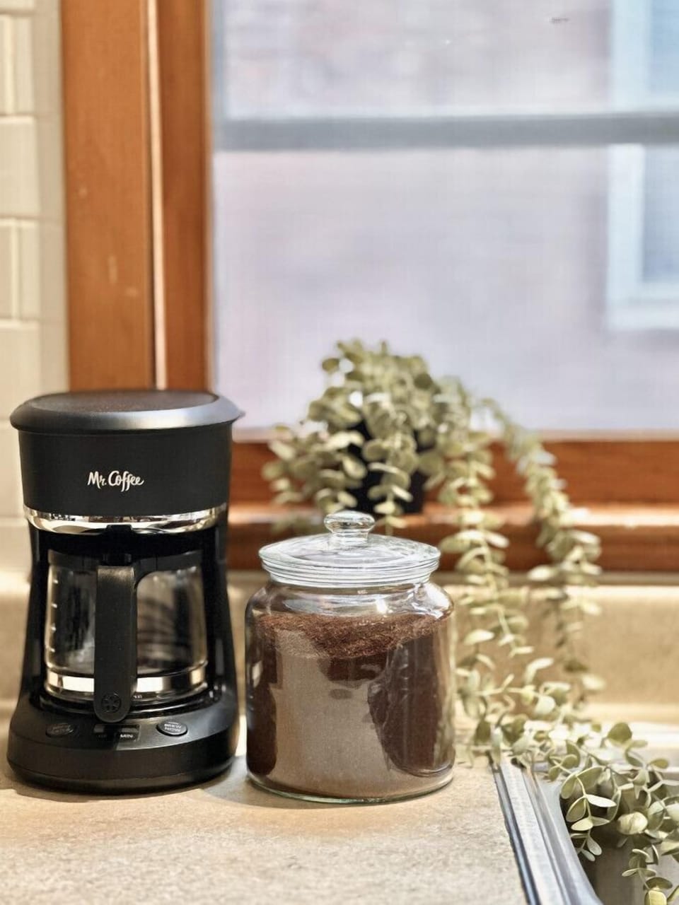 Your Yale haven awaits! Start your day with complimentary coffee & feel right at home in our cozy retreat.