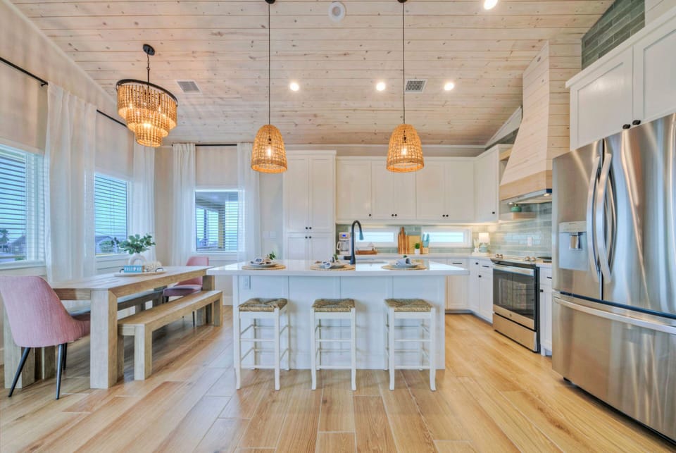 Dining and kitchen area. 