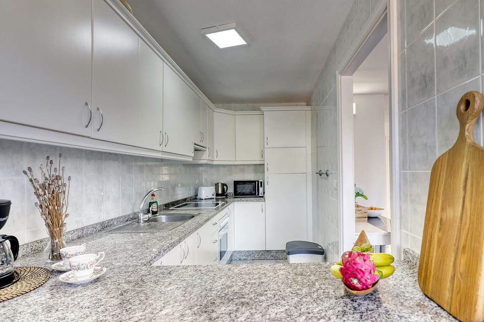 Fully equipped kitchen