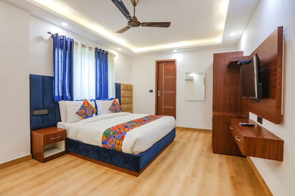 Deluxe Room | Egyptian cotton sheets, premium bedding, in-room safe, free WiFi