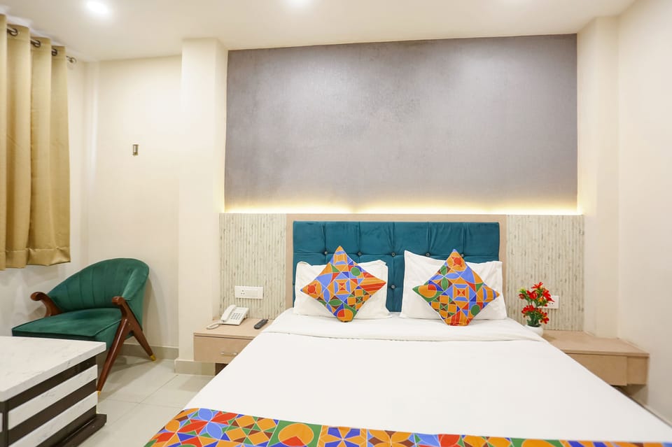 Deluxe Room | Egyptian cotton sheets, premium bedding, in-room safe, free WiFi
