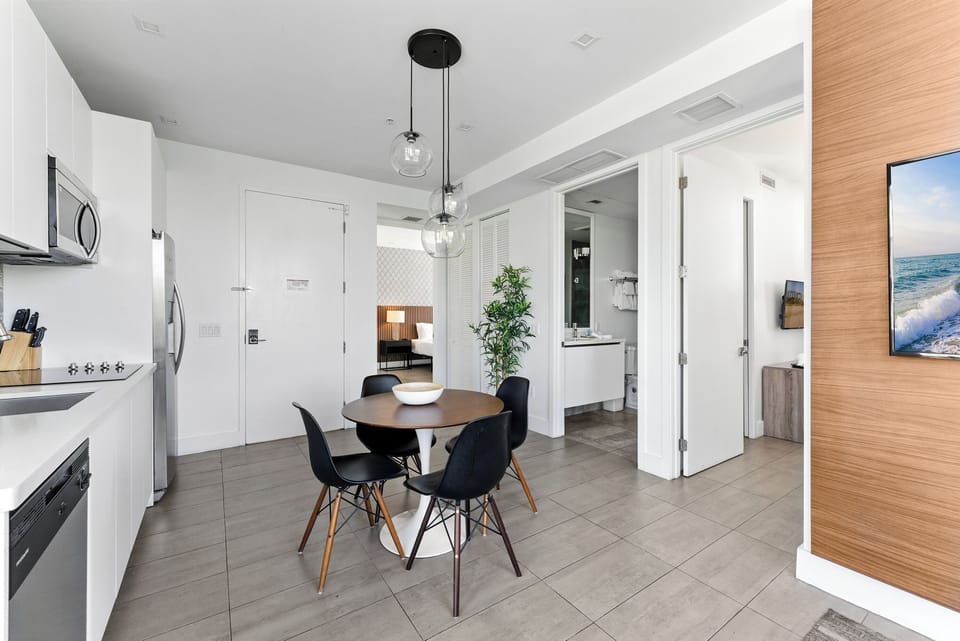 Design Apartment | Living area | 42-inch LCD TV with cable channels