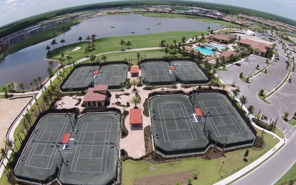 Wonderful tennis center 