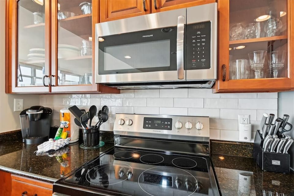 Modern Gourmet Kitchen