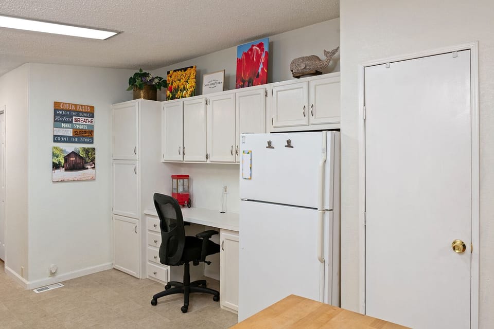 Built-in desk and workspace.