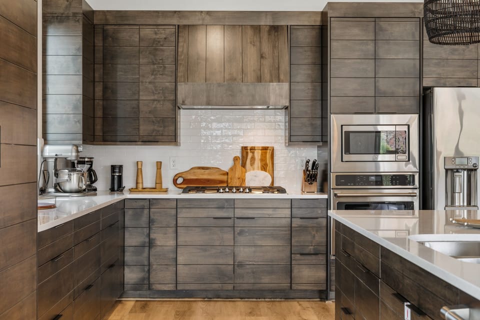 House, Multiple Bedrooms | Private kitchen | Fridge, oven, coffee/tea maker, toaster