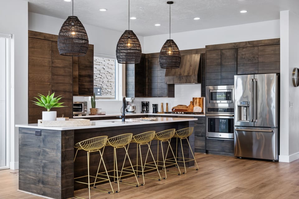 House, Multiple Bedrooms | Private kitchen | Fridge, oven, coffee/tea maker, toaster