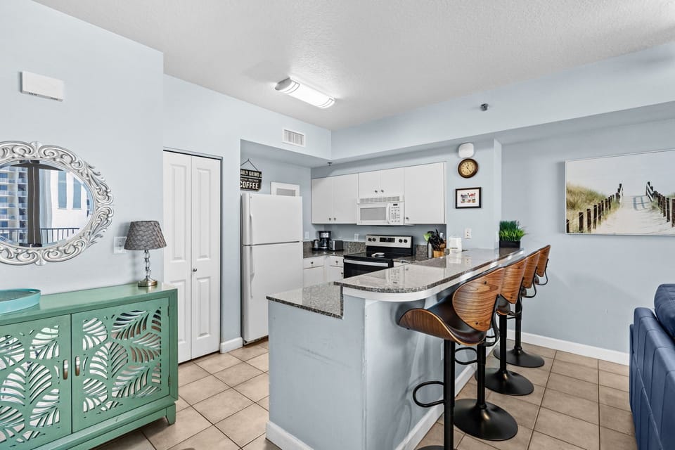 11-web-or-mls-PANHANDLE - 9900 S THOMAS DR UNIT 827 - 03