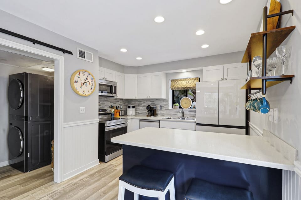 40 Hickory Cove | Newly renovated Kitchen - 40 Hickory Cove | Newly renovated Kitchen