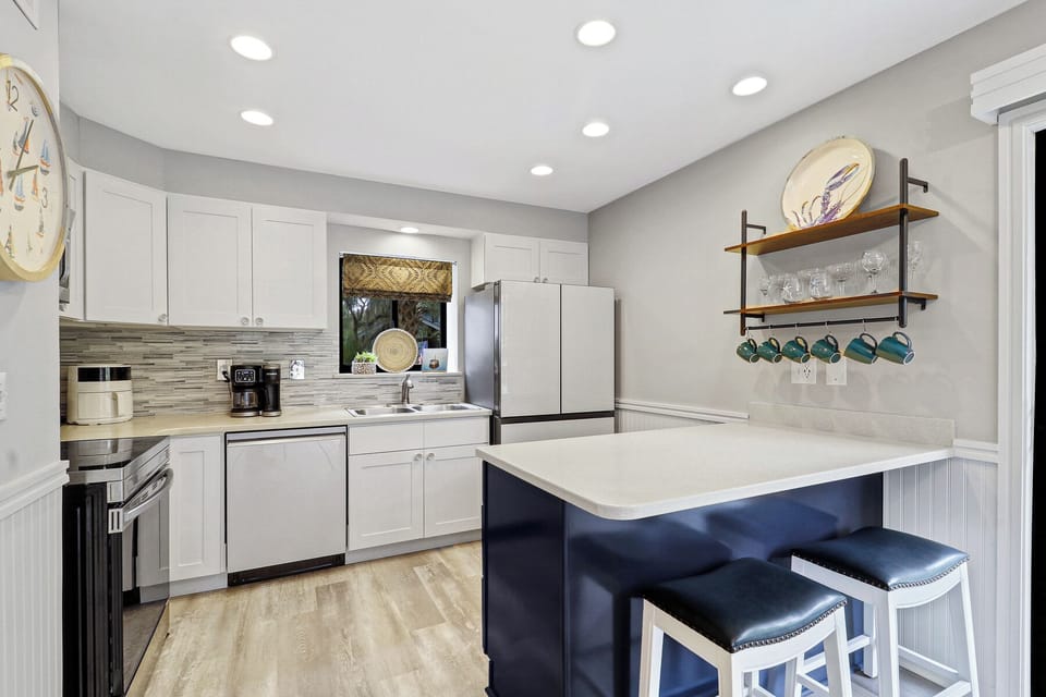 40 Hickory Cove | Newly renovated Kitchen - 40 Hickory Cove | Newly renovated Kitchen