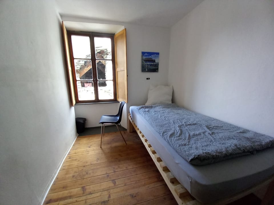 Shared Dormitory, 1 Bedroom, Garden View | 1 bedroom