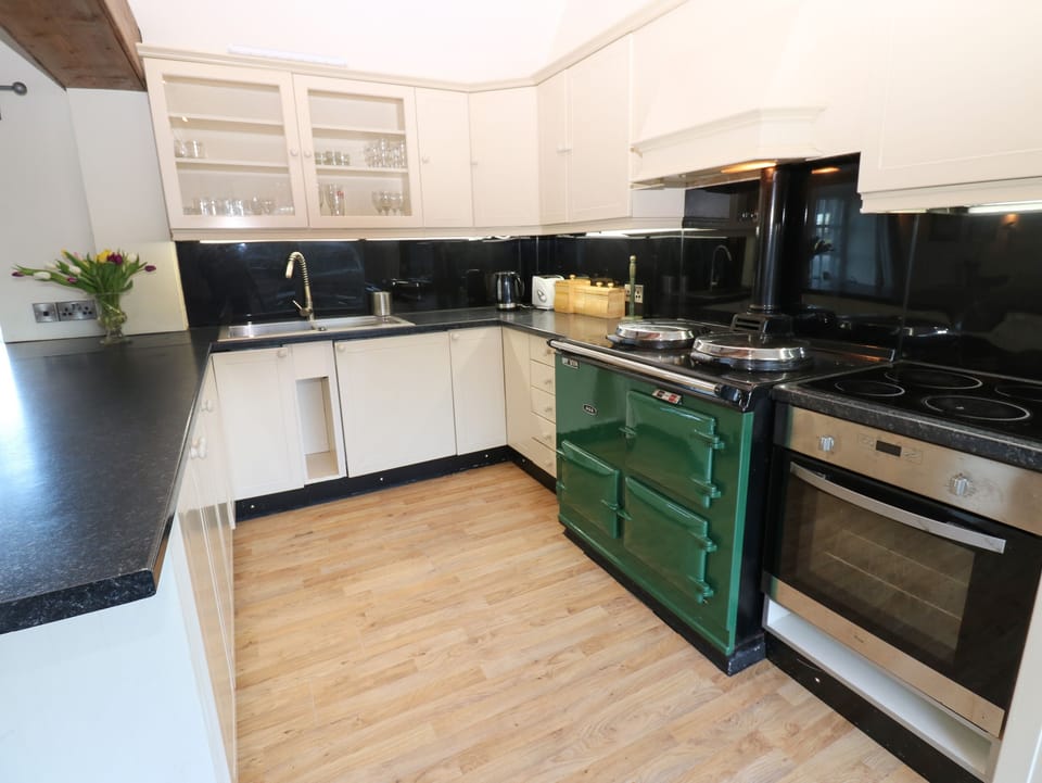 Fridge, dishwasher, electric kettle, toaster