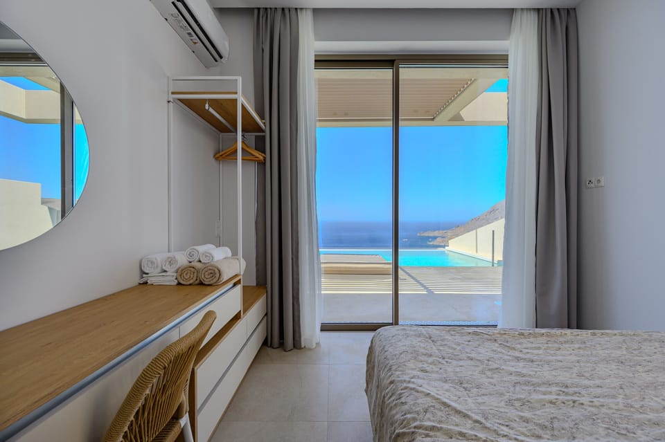 Pyrgos Exquisite 7 Villa, Bedroom Area