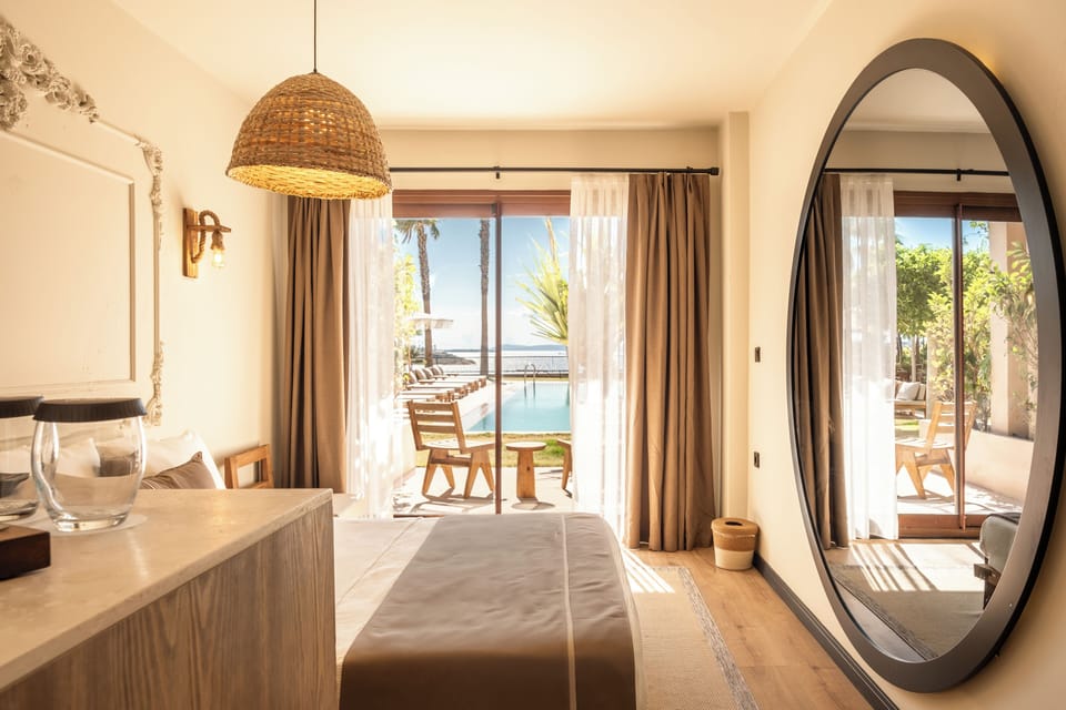 Exclusive Room, Pool View, Sea Facing | Premium bedding, minibar, in-room safe, soundproofing