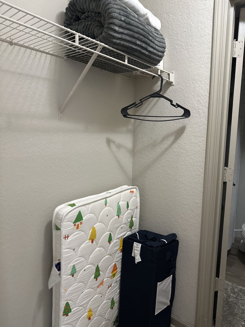 Play pen available in the apartment