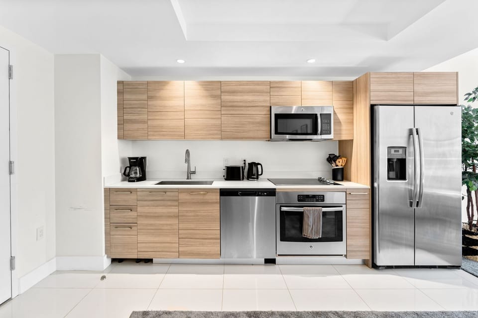 Kitchen fully equipped for long-term stays!