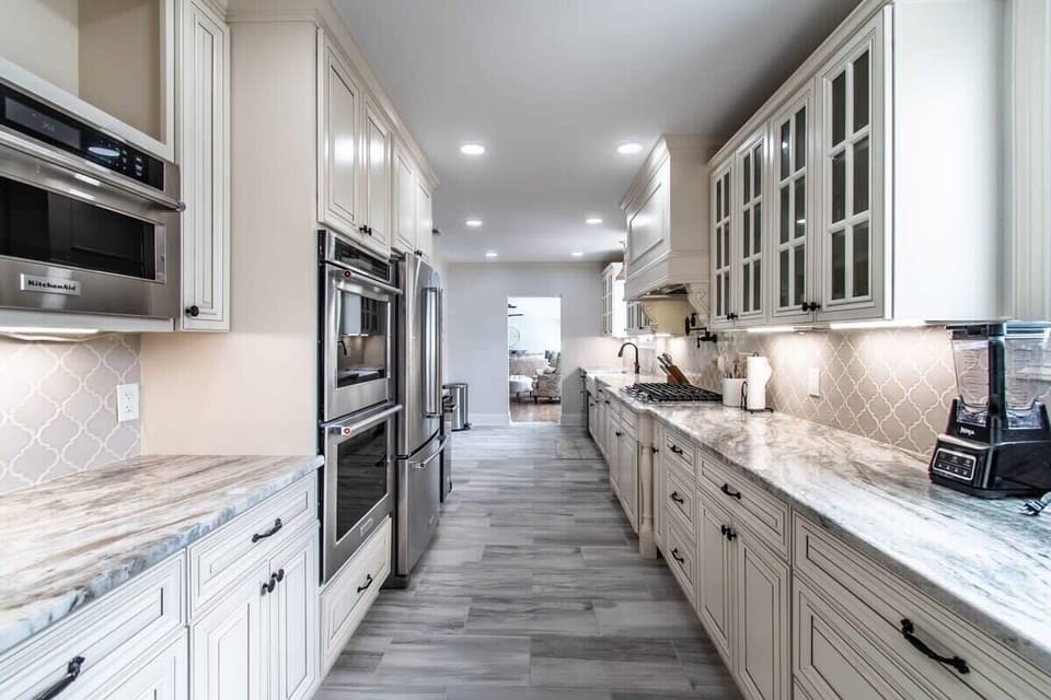 Full Kitchen - House 4237