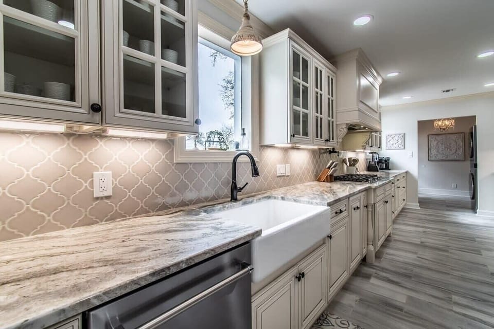 Full Kitchen - House 4237