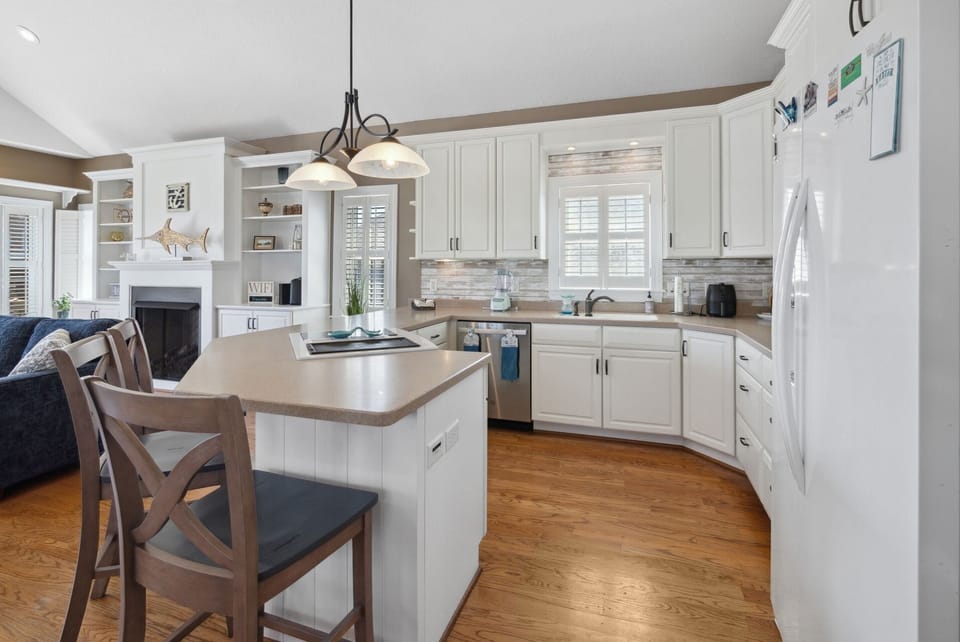 The open-concept Kitchen is the perfect spot to prep a delicious meal.
