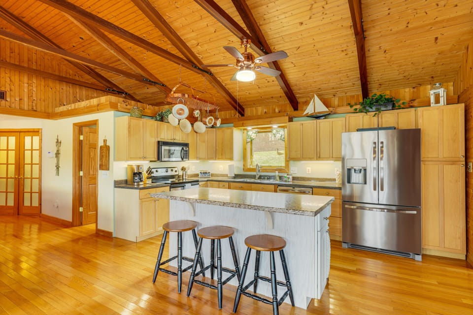 Kitchen | Drip Coffee Maker | Dishwasher | Cooking Basics
