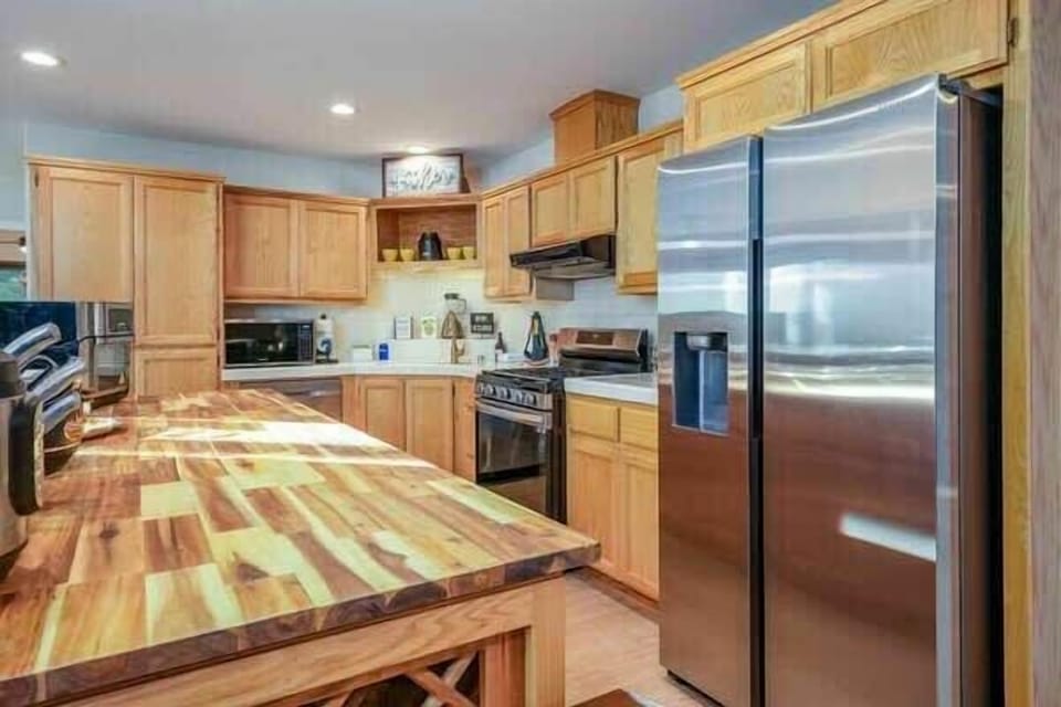Fully equipped  kitchen 