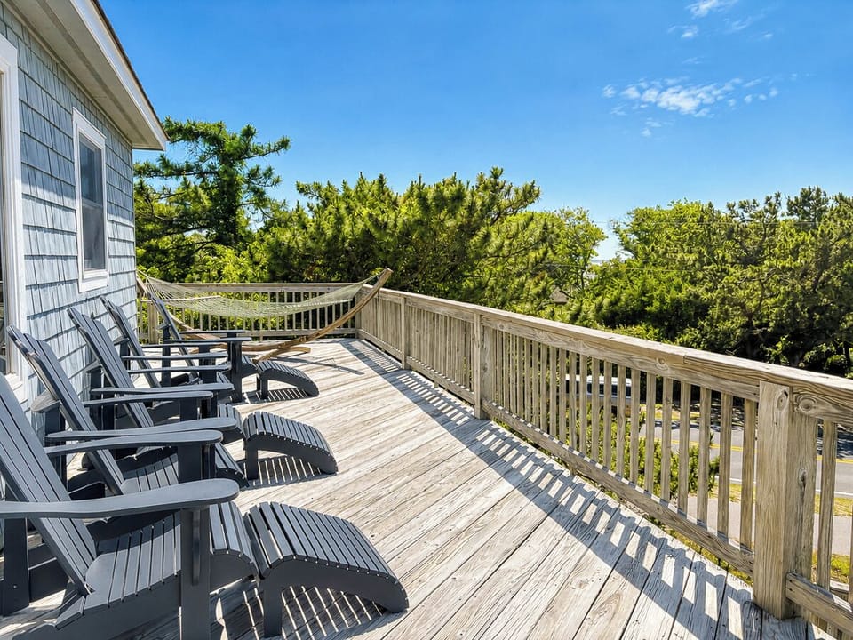 Sundeck 2026
