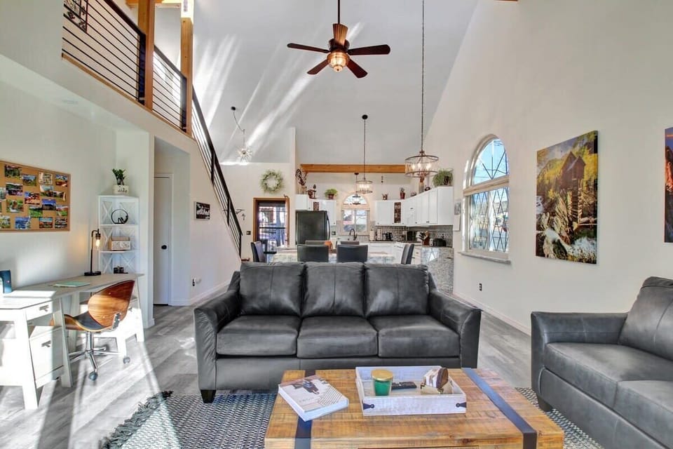 Open living space with high vaulted ceiling