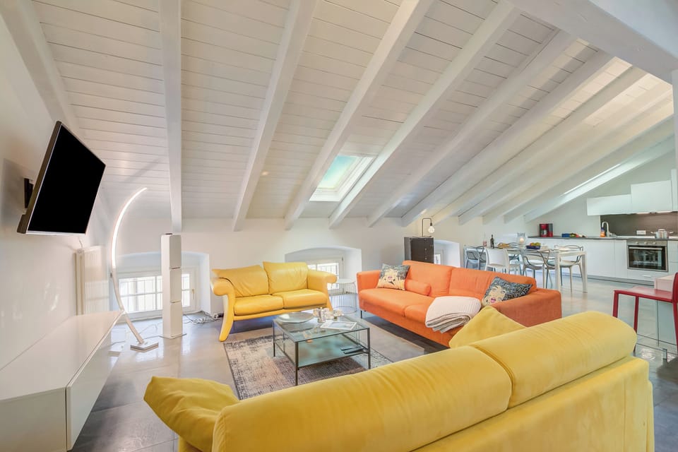 Family Apartment, Multiple Bedrooms (Loft & Jacuzzi) | Living area