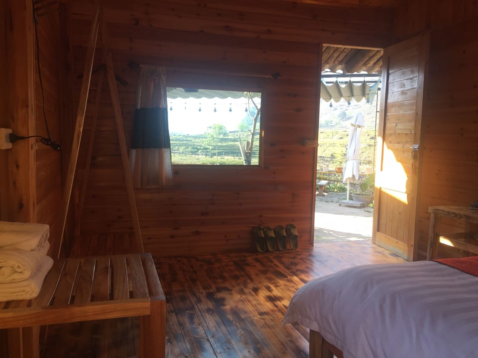 Traditional Double Room, 1 Queen Bed, Non Smoking, Mountain View | Free WiFi