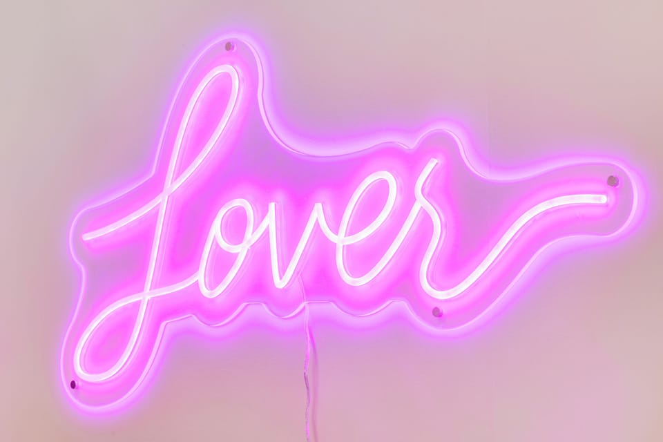Lover’s retreat. (C102)