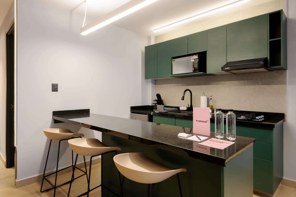 Kitchen bar